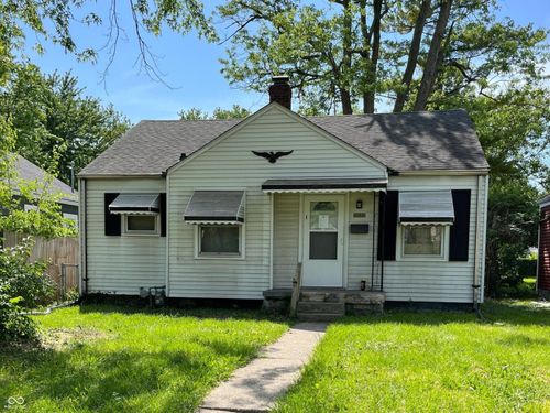2030 Colorado Ave, Indianapolis, IN, 46218-4533 | Card Image