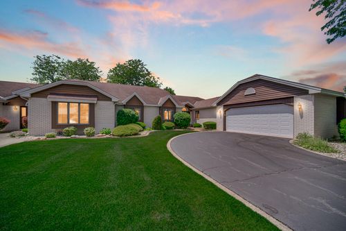 32 Gleneagles Drive, Schererville, IN, 46375 | Card Image
