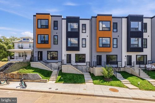 2530 Elvans Rd Se, WASHINGTON, DC, 20020-3508 | Card Image