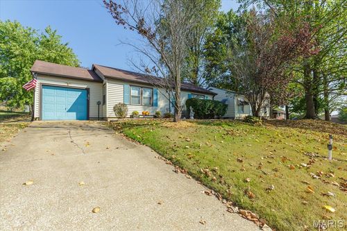 1611 E 5th St, Washington, MO, 63090-3423 | Card Image