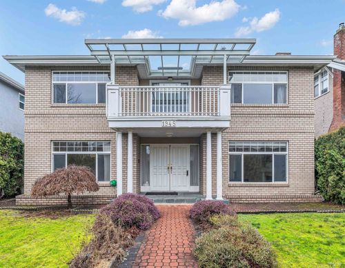 1945 W 44th Ave, Vancouver, BC, V6M2E8 | Card Image
