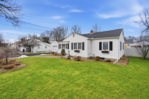 100 Kensington St, Agawam, MA, 01030 | Card Image