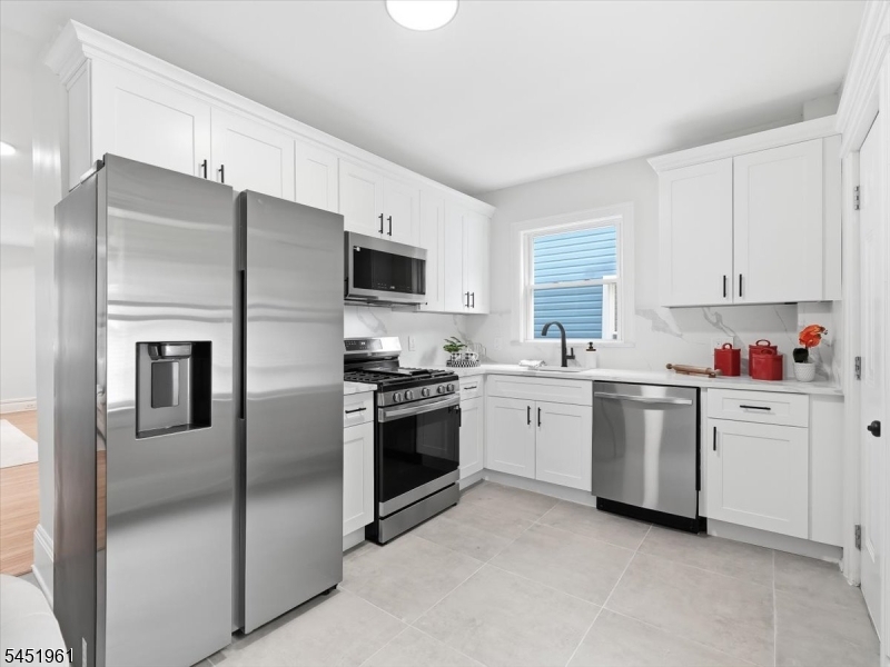Residential in Bloomfield Twp. 5
