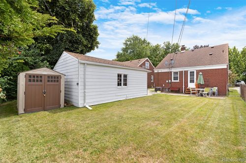 15156 Meyer Ave, Allen Park, MI, 48101-2651 | Card Image