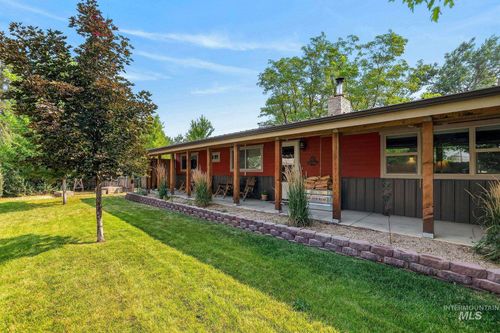 205 1/2 N Galena, Council, ID, 83612 | Card Image