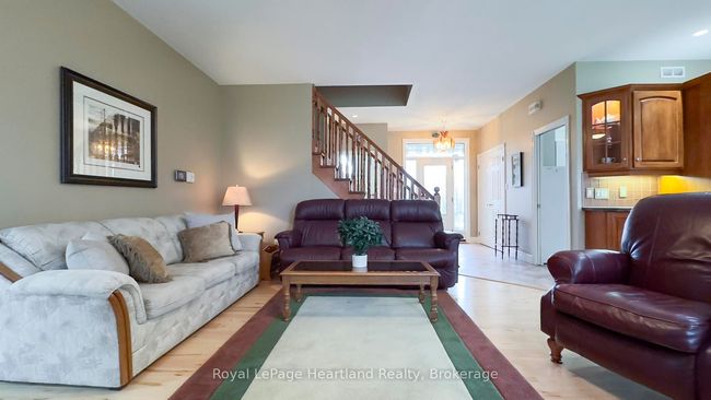 81187 Pfrimmer Rd, House other with 3 bedrooms, 3 bathrooms and 4 parking in Goderich ON | Image 8