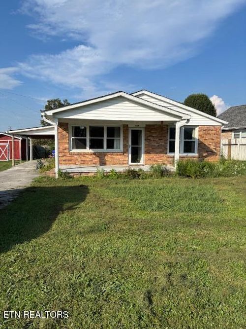 335 S Fowler St, Clinton, TN, 37716-4439 | Card Image