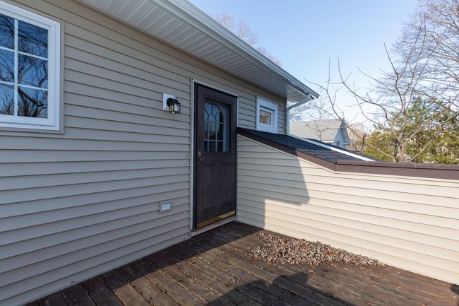 Private second floor deck | Image 14