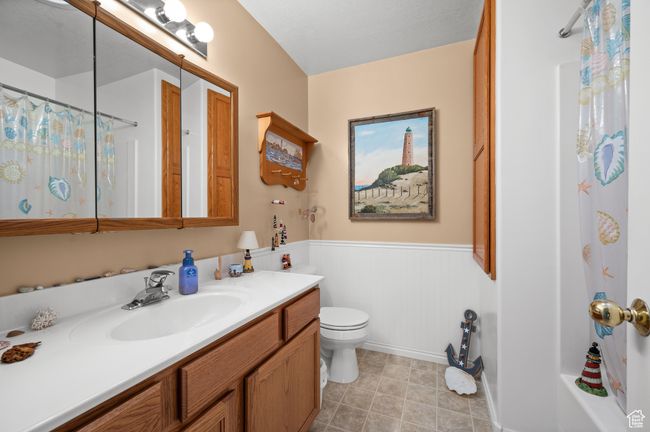 916 E Grape Ivy Way, Condo with 3 bedrooms, 3 bathrooms and 2 parking in Millcreek UT | Image 12