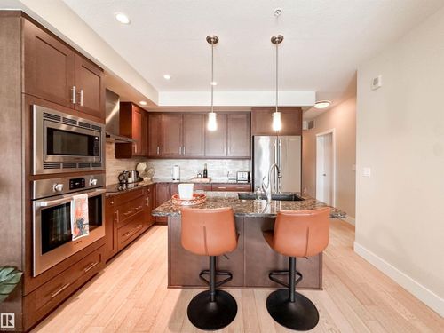 718-200 Bellerose Dr, Saint Albert, AB, T8N7P7 | Card Image