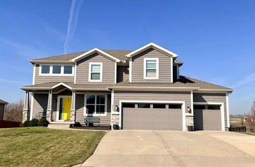 6416 142nd St, Basehor, KS, 66007-8244 | Card Image