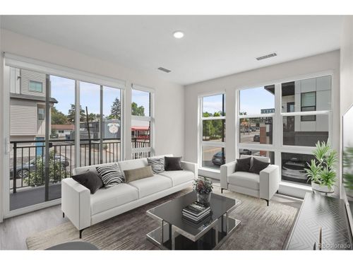 unit-206-3500 S Corona St, Englewood, CO, 80113-3985 | Card Image
