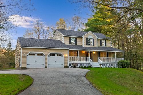 112 Taunton St, Plainville, MA, 02762-1223 | Card Image