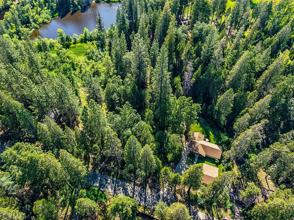 Land in Mariposa 5