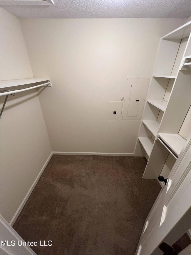 Primary Bedroom Closet | Image 10