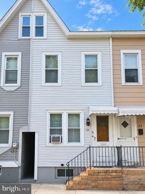 25 Randall Avenue, TRENTON, NJ, 08611 | Card Image