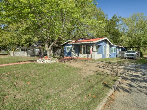 213 W 7th St, Wewoka, OK, 74884-3122 | Card Image