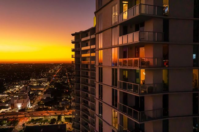 APT-4012 - 185 Sw 7 Th St, Condo with 2 bedrooms, 3 bathrooms and null parking in Miami FL | Image 31