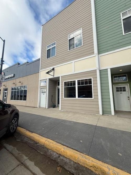 412 E Main St, Blooming Prairie, MN, 55917-1439 | Card Image