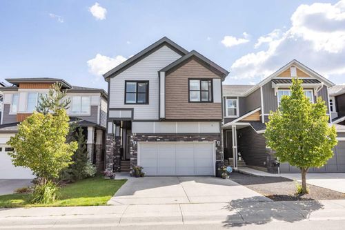 38 Seton Manor Se, Calgary, AB, T3M2V8 | Card Image
