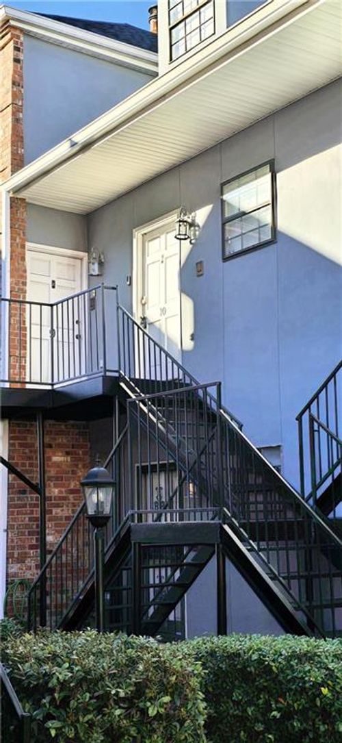 apt-10-3629 Ridgelake Dr, Metairie, LA, 70002-1747 | Card Image