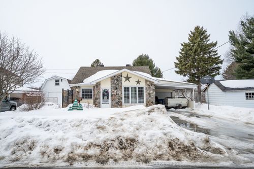 281 Arthur St, Sturgeon Falls, ON, P2B3B4 | Card Image
