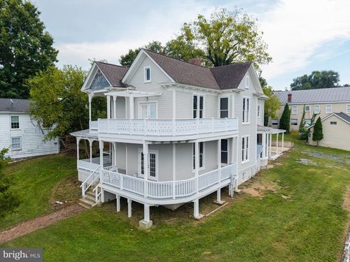 333 W Main Street, LURAY, VA, 22835 | Card Image