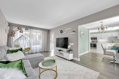 89-7080 Copenhagen Rd, Mississauga, ON, L5N2C9 | Card Image