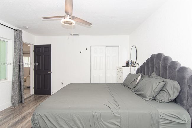 8612 Miramar Blvd, House other with 4 bedrooms, 2 bathrooms and null parking in Miramar FL | Image 16