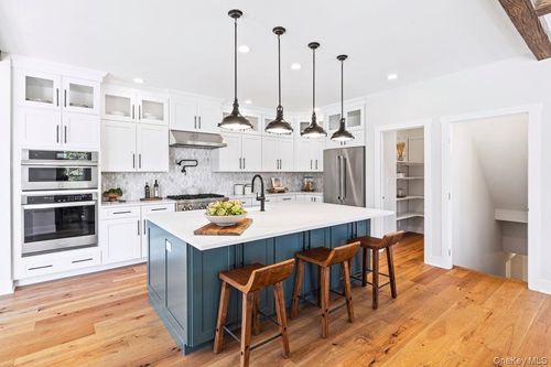 80-2090 Summit Loop, Carmel, NY, 10512-3937 | Card Image