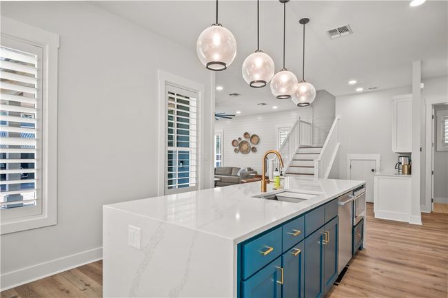 224 Round Rd, House other with 4 bedrooms, 5 bathrooms and null parking in Port Aransas TX | Image 8