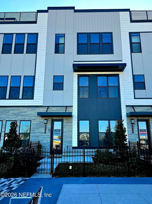 1910 Prudential Drive, Jacksonville, FL, 32207 | Card Image