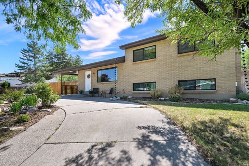 143 300, North Salt Lake, UT, 84054-1725 | Card Image