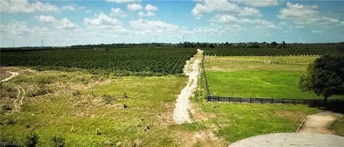 275 Bear Pointe Dr, LAKE PLACID, FL, 33852-5812 | Card Image