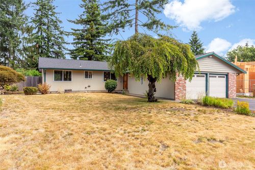 8622 Ne 139th Street, Kirkland, WA, 98034 | Card Image
