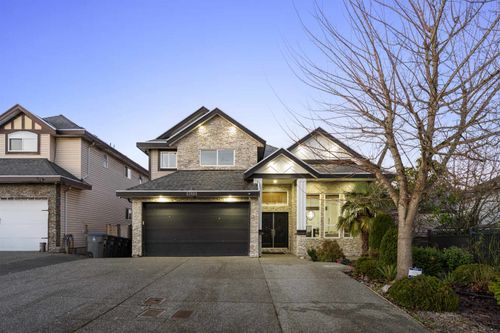 15181 68a Ave, Surrey, BC, V3S7Y7 | Card Image