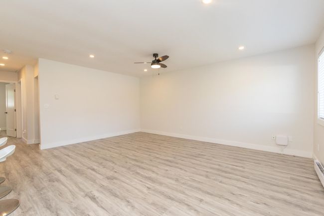 3758 Sefton St, Condo with 2 bedrooms, 1 bathrooms and 1 parking in Port Coquitlam BC | Image 12