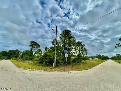 529 Osage, LEE, FL, 33974 | Card Image