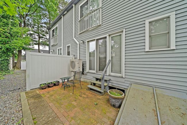 APT-7 - 141 Pleasant St, Condo with 3 bedrooms, 2 bathrooms and 1 parking in Attleboro MA | Image 17