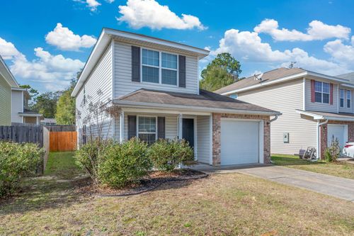 407 Eisenhower Dr, Crestview, FL, 32539-6953 | Card Image
