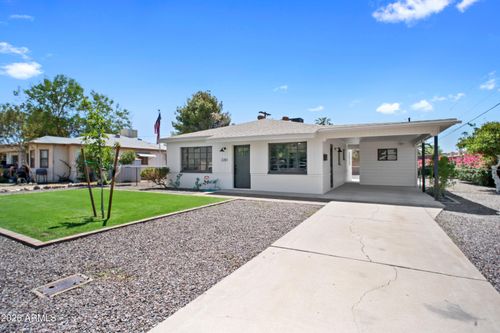 2201 E Campbell Ave, Phoenix, AZ, 85016-5523 | Card Image