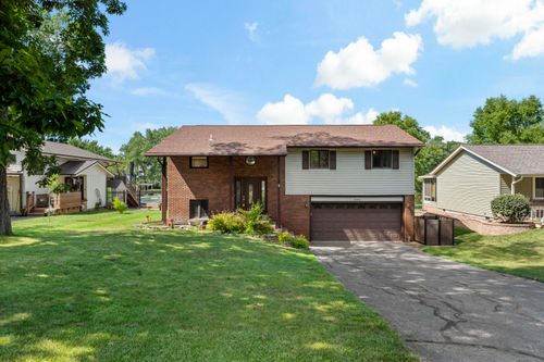 2169 Greenvalley Dr, Crown Point, IN, 46307-9332 | Card Image