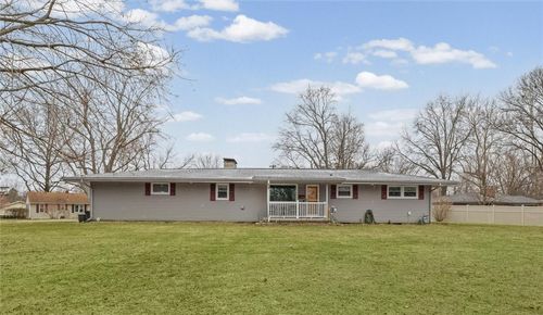 89 Benton Dr, Decatur, IL, 62526-1479 | Card Image