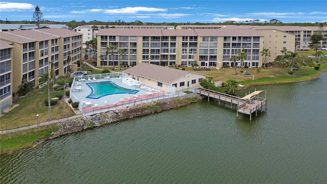 K302 - 3622 Lake Bayshore Dr, Condo with 2 bedrooms, 2 bathrooms and null parking in BRADENTON FL | Image 25