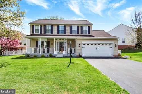 1210 Cranberry Lane W, YORK, PA, 17402 | Card Image