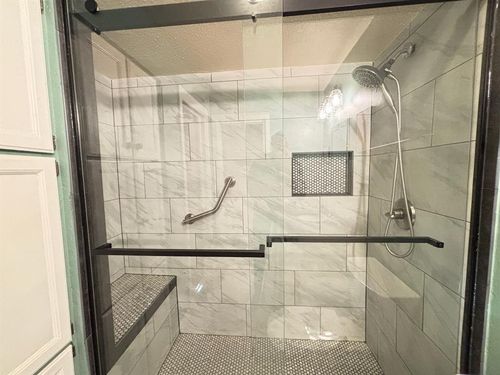 apt-220-600 Nw 4th St, Oklahoma City, OK, 73102-1637 | Card Image