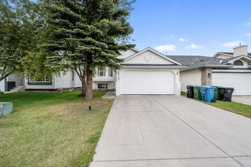 358 Hawkstone Dr Nw, Calgary, AB, T3G3T7 | Card Image