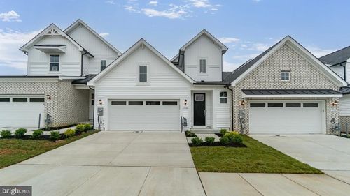 3702 Elizabeth River Dr, Upper Marlboro, MD, 20772-4037 | Card Image