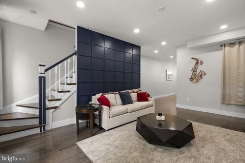 51 Q St Nw, WASHINGTON, DC, 20001-1103 | Card Image