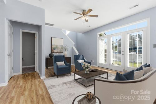 14722 Lions Pride Ct, Charlotte, NC, 28273-3935 | Card Image